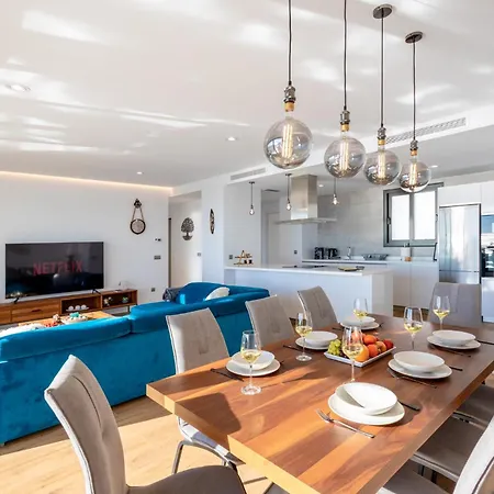 Luxury Penthouse With Huge Terrace And Sea And Golf Views * San Roque (Andalucia)