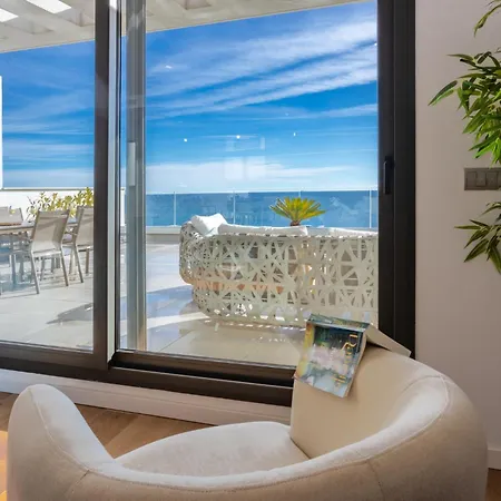 Luxury Penthouse With Huge Terrace And Sea And Golf Views Appartement San Roque (Andalucia)